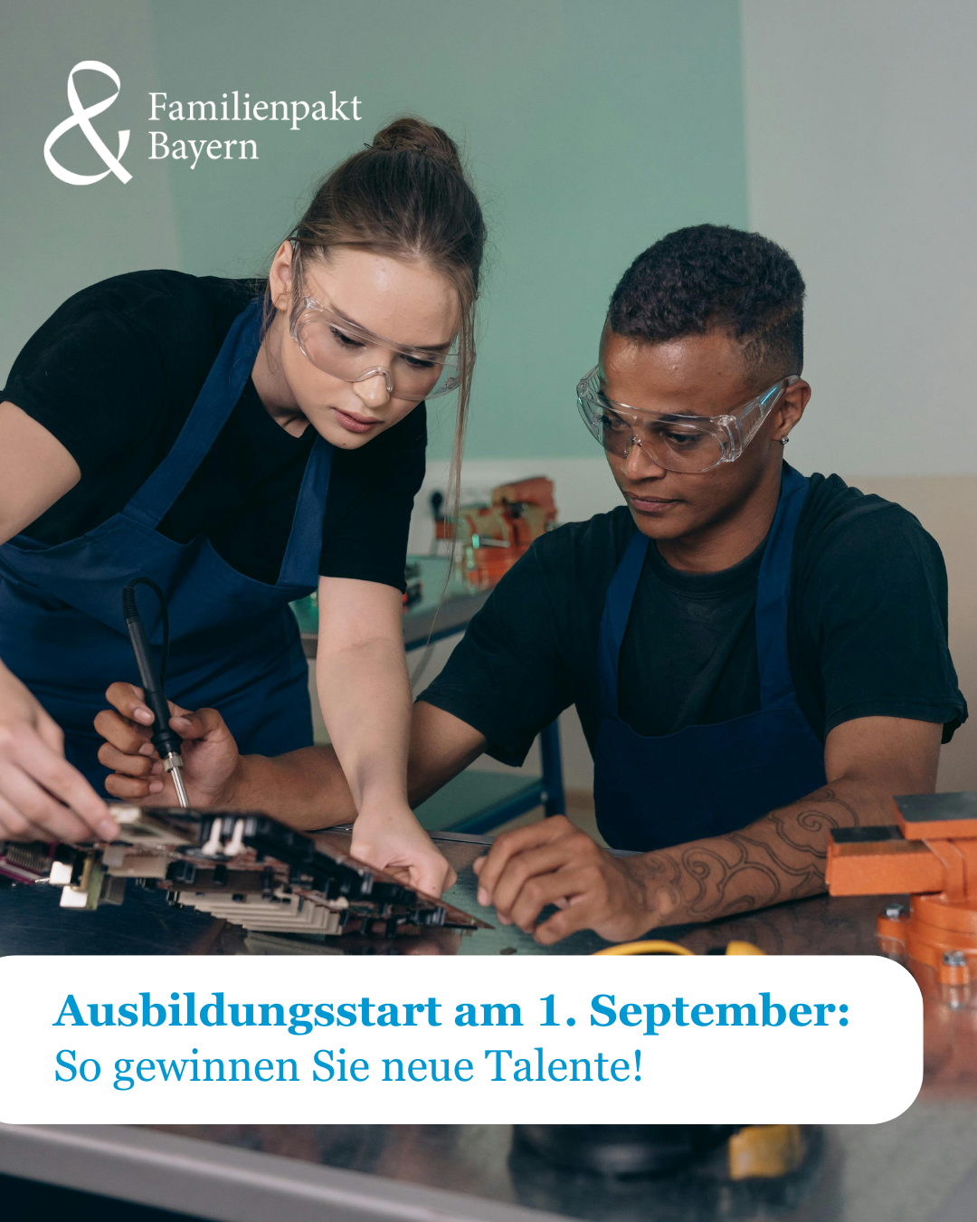 Ein Bild mit 2 Auszubildenden in der Werkstatt