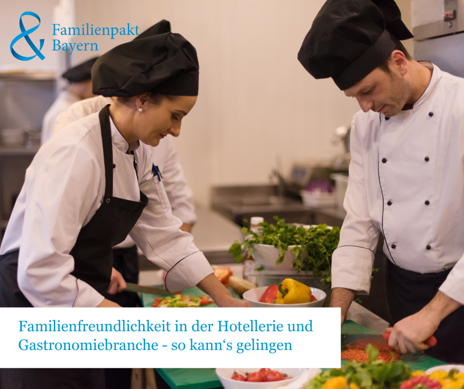 Ein Bild mit mit einer Frau und einem Mann in der Gastronomieküche