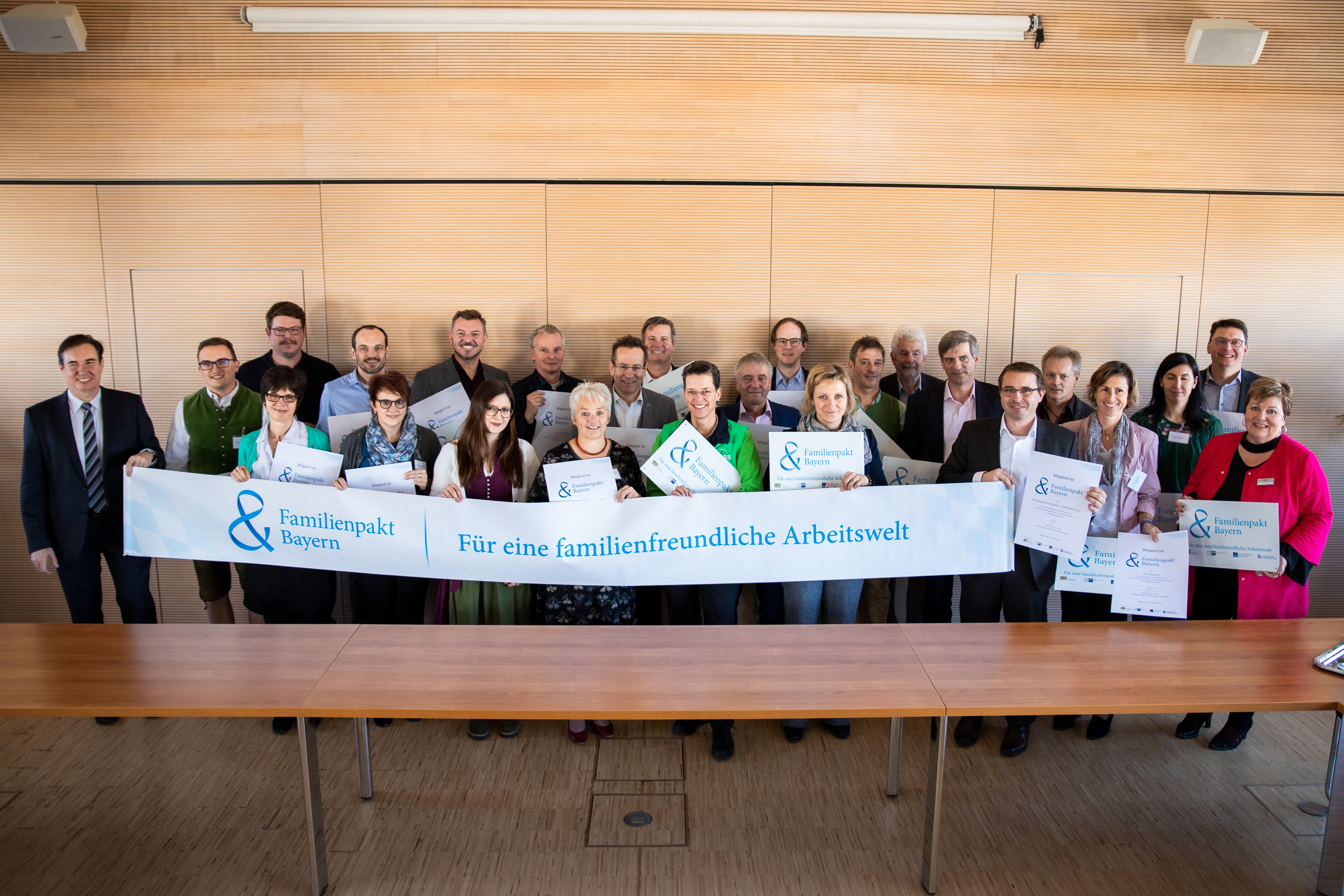 Neue Mitglieder des Familienpakt Bayern im Landkreis Weilheim-Schongau