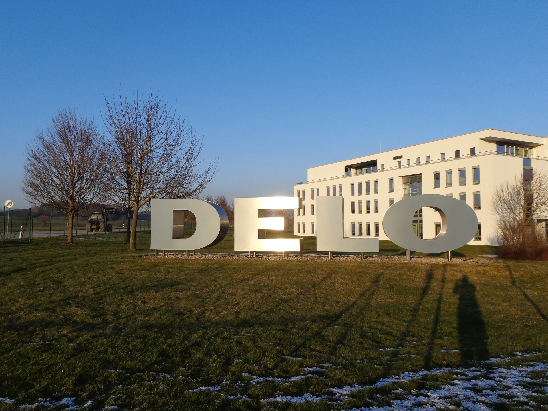 Firmenbesuch DELO Industrie Klebstoffe GmbH & Co. KGaA: „Wir leben Familienfreundlichkeit“