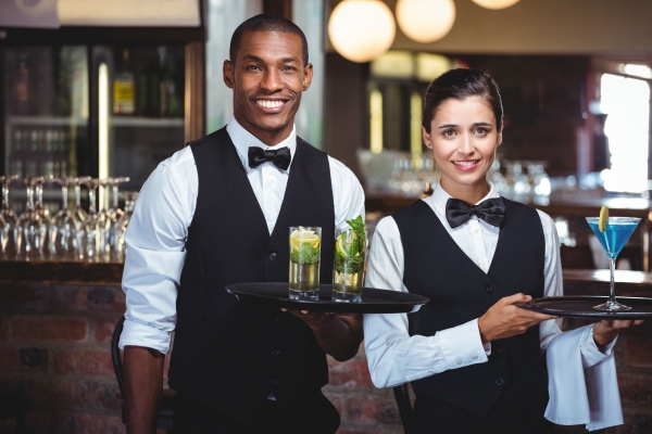 Fahrplan für Handels- und Dienstleistungsbetriebe, sowie für Gastronomie, Hotellerie &amp; Tourismus beschlossen